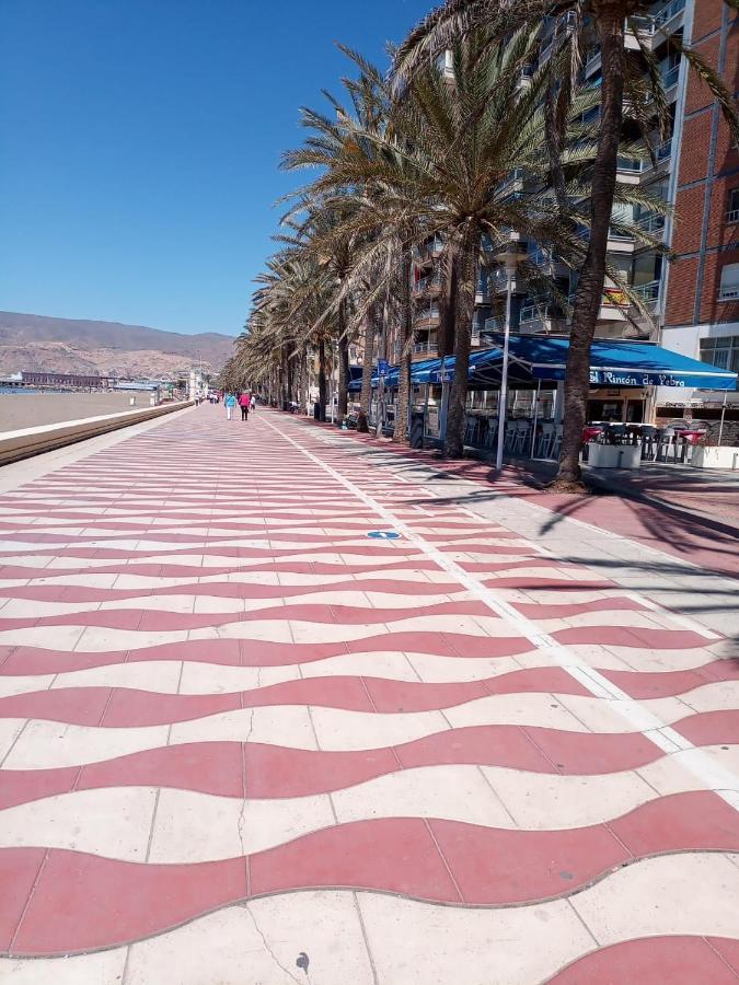 Espectacular Vivienda Junto A La Playa Y Paseo Maritimo En Almería Exterior foto